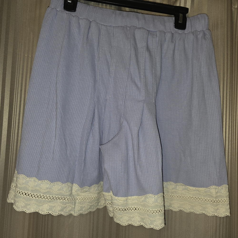 POL Light Blue Shorts with Lace Trim - Picture 2 of 3
